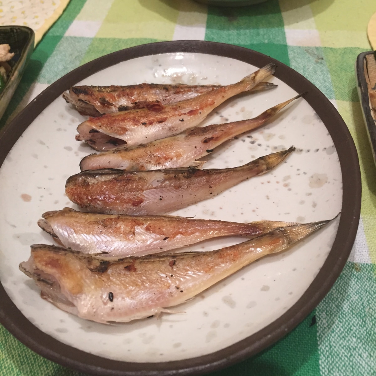 ハタハタの美味しい焼き方 フライパン レシピ 作り方 By 無添加手作り 家庭料理研究家 楽天レシピ ハタハタの美味しい焼き方 フライパン レシピ 作り方 By 無添加手作り 家庭料理研究家 楽天レシピ
